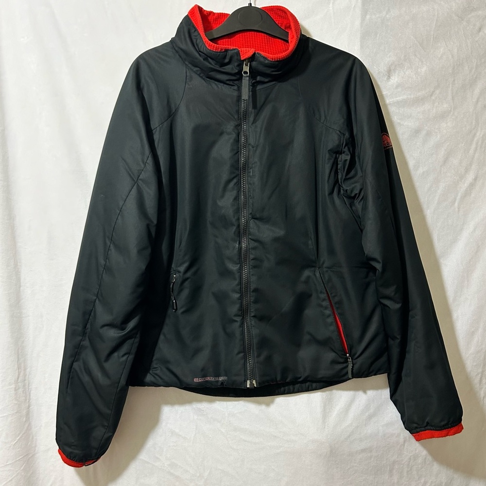 Vintage Nike ACG 2 Black and Red Thermal Layer Jacket. Size M